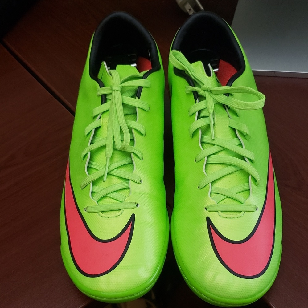 Nike Mercurial Victory V